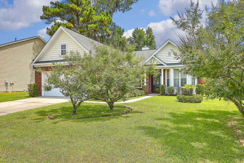1540 Ashley Garden Blvd, Charleston, SC 29414