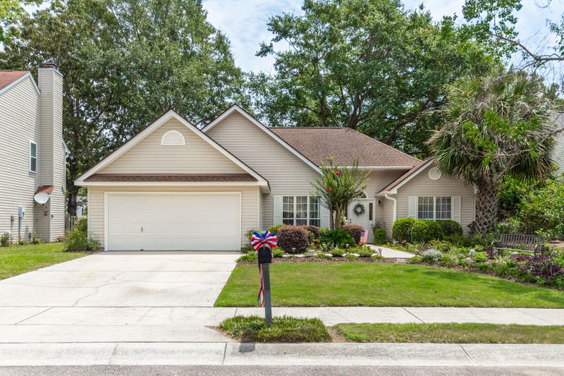 3274 Tabor Rd, Mount Pleasant, SC 29466