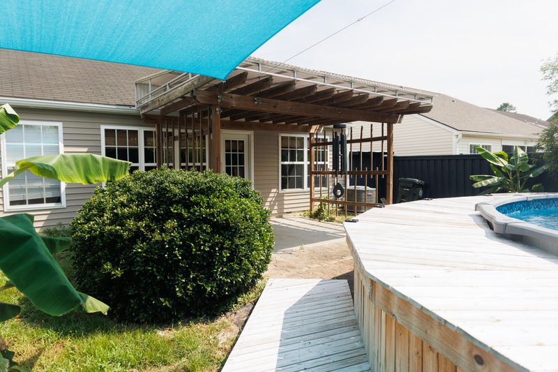 1218 Wando Shores Dr, Charleston, SC 29492