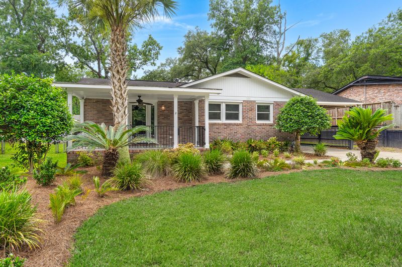 1135 Sherwood St, North Charleston, SC 29405