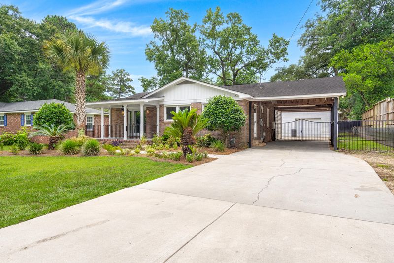 1135 Sherwood St, North Charleston, SC 29405