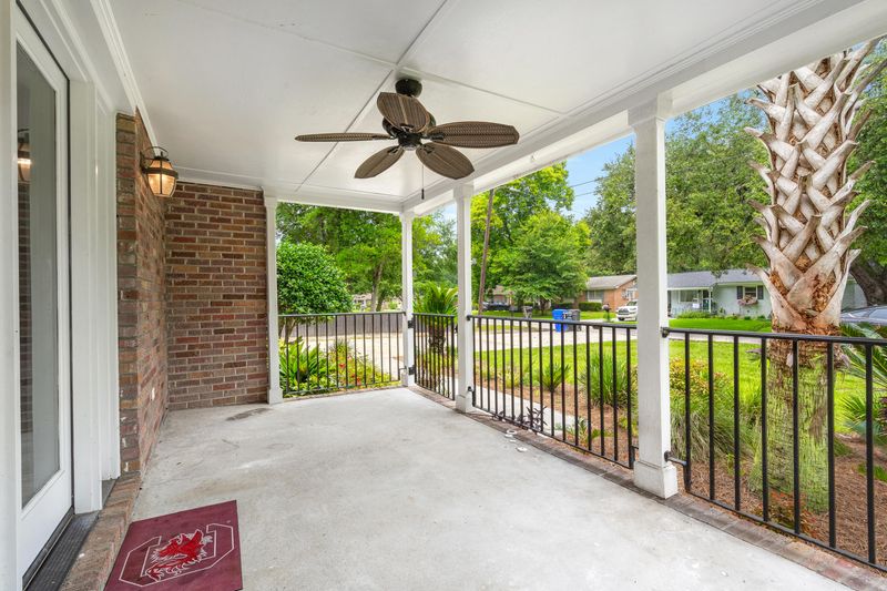 1135 Sherwood St, North Charleston, SC 29405