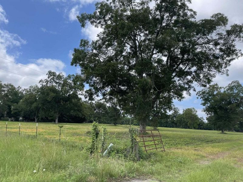 1746 Mendel Rivers Rd, Saint Stephen, SC 29479