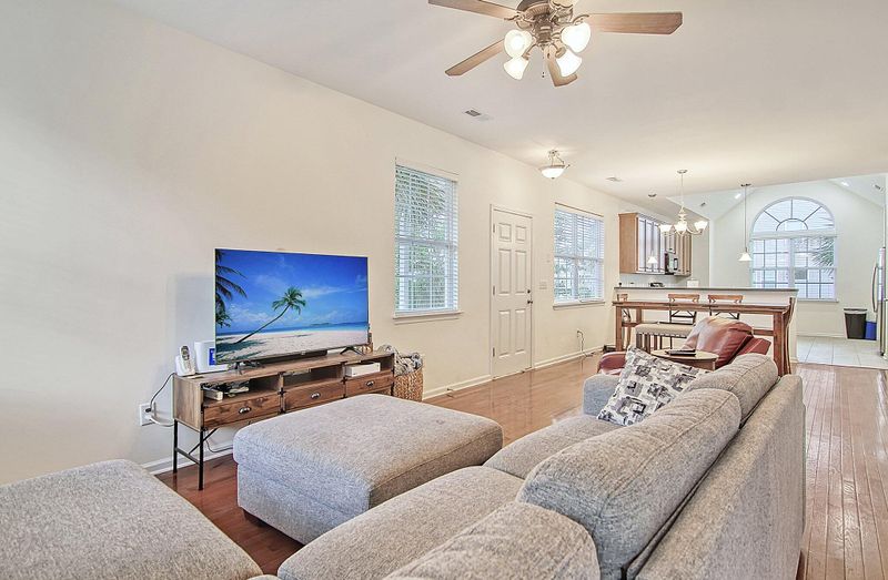 157 Winding River Dr, Johns Island, SC 29455