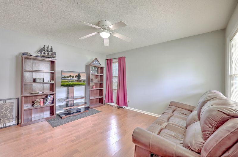 123 Lucy Dr, Goose Creek, SC 29445