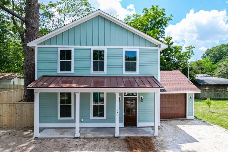 231 Curtiss Ave, Charleston, SC 29407