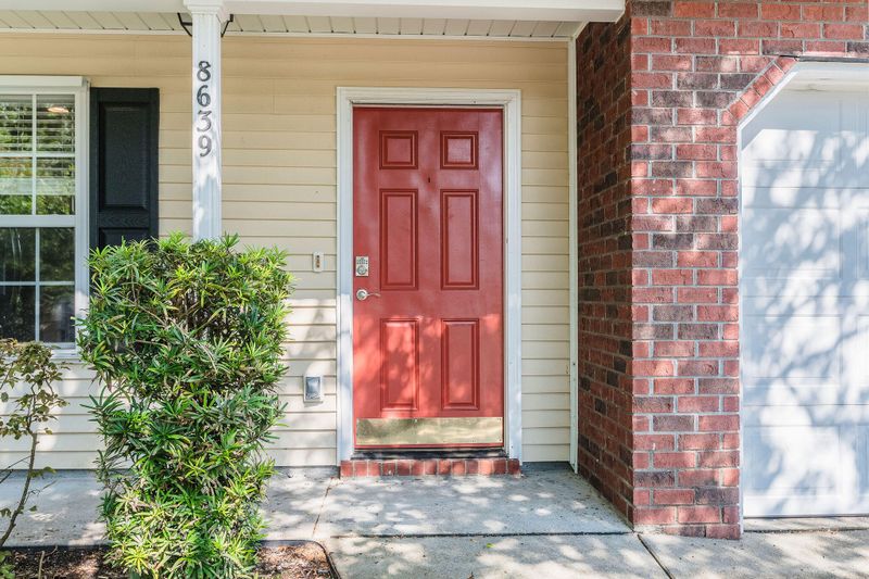 8639 Grassy Oak Trl, North Charleston, SC 29420