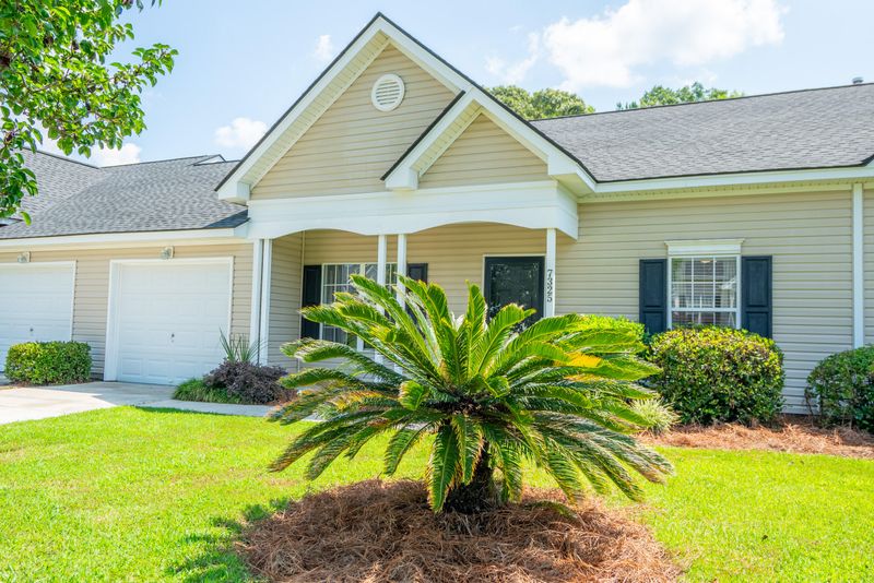 7325 Stoney Moss Way, Hanahan, SC 29410