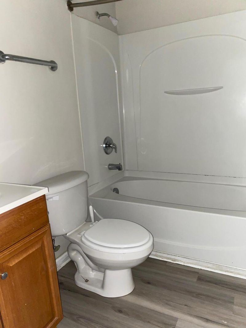 7740 Suzanne Dr, North Charleston, SC 29418