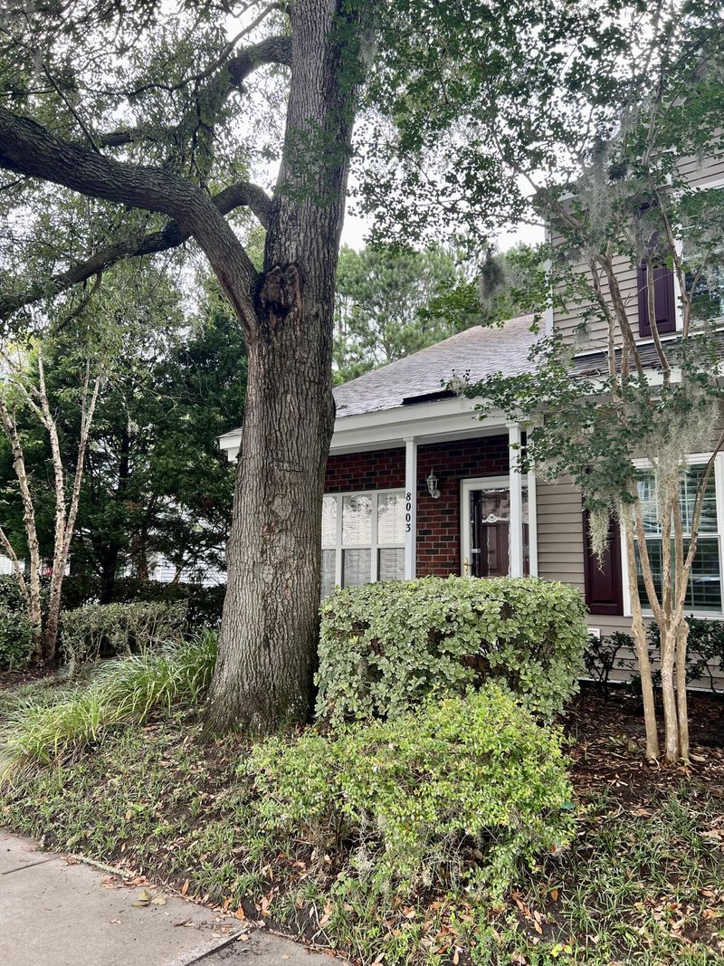 8003 Shadow Oak Dr, North Charleston, SC 29406