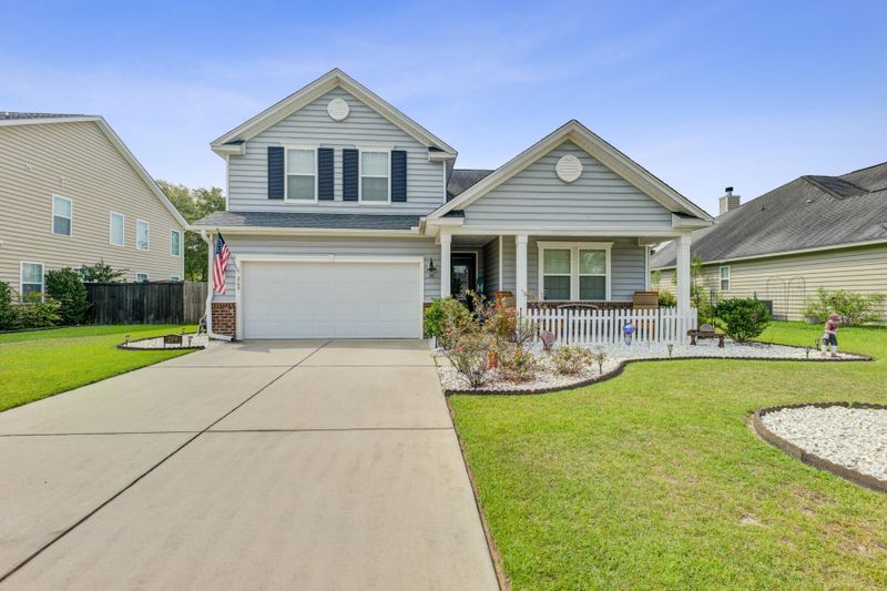209 Berwick Dr, Summerville, SC 29483