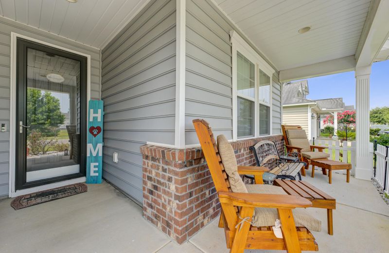 209 Berwick Dr, Summerville, SC 29483