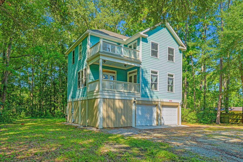 530 Lloyed Rd, Johns Island, SC 29455