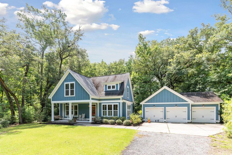 2777 Lillian Ln, Johns Island, SC 29455