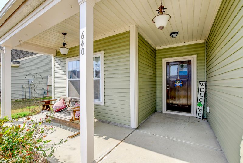 640 Snow Owl Dr, Summerville, SC 29486