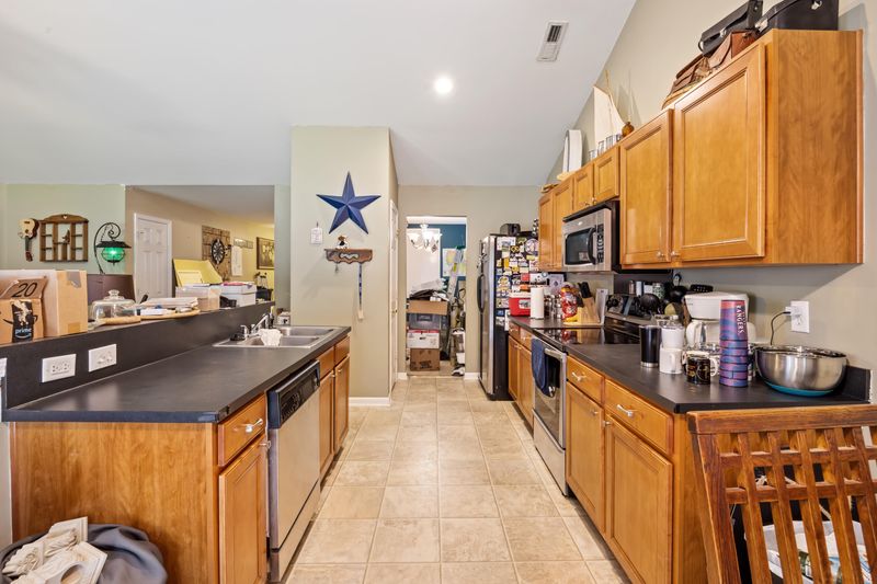 332 Slow Mill Dr, Goose Creek, SC 29445