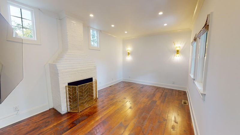 9 Talon Ct, Charleston, SC 29403