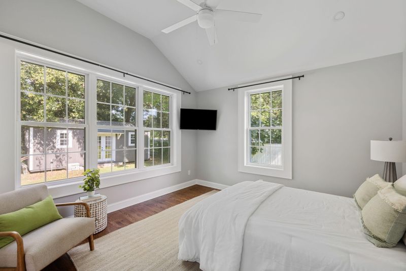 9 Avondale Ave, Charleston, SC 29407