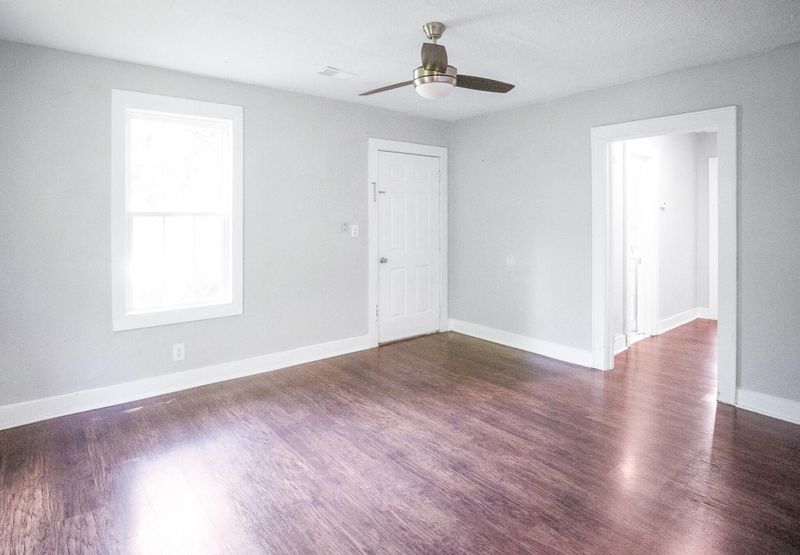 3996 Niagara St, North Charleston, SC 29405