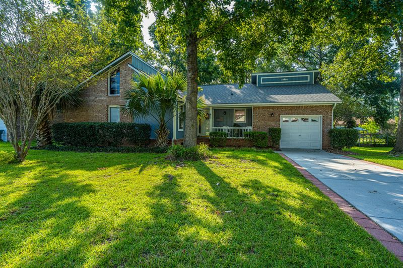 809 Eastern White Pines Rd, Ladson, SC 29456