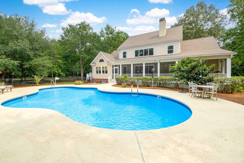 4670 Lazy Creek Ln, Wadmalaw Island, SC 29487