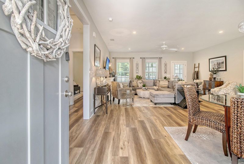 1826 S Grimball Rd, Charleston, SC 29412