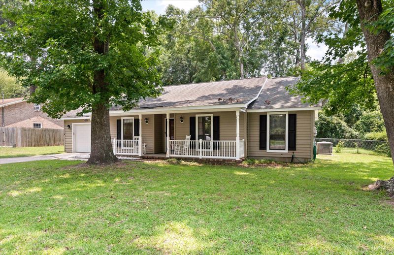 1098 Kentwood Cir, Charleston, SC 29412