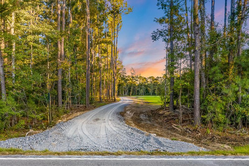 000 Highway 41, Huger, SC 29450
