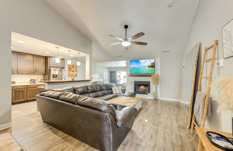 123 Scottswood Dr, North Charleston, SC 29418