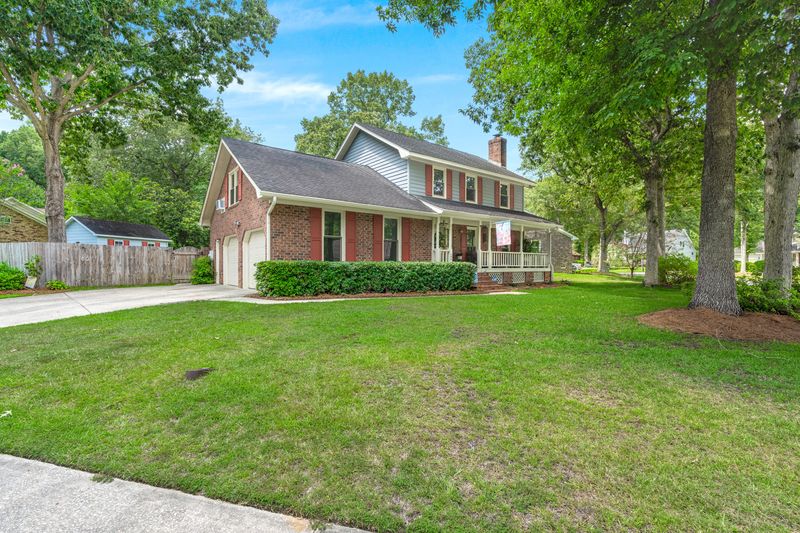 154 Fox Chase Dr, Goose Creek, SC 29445