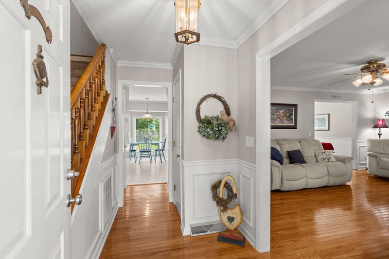 154 Fox Chase Dr, Goose Creek, SC 29445