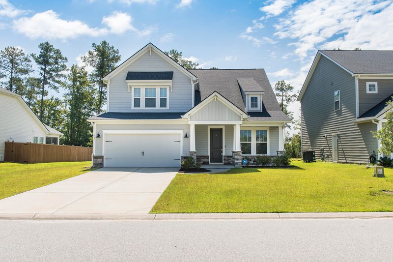 107 Cotesworth Ct, Summerville, SC 29486