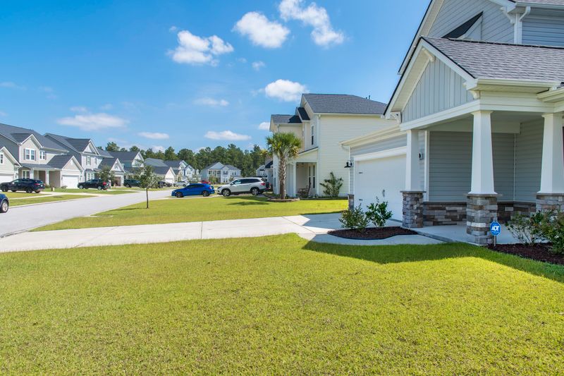 107 Cotesworth Ct, Summerville, SC 29486