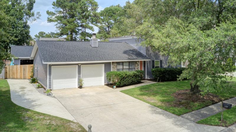 197 Ponderosa Dr, Ladson, SC 29456
