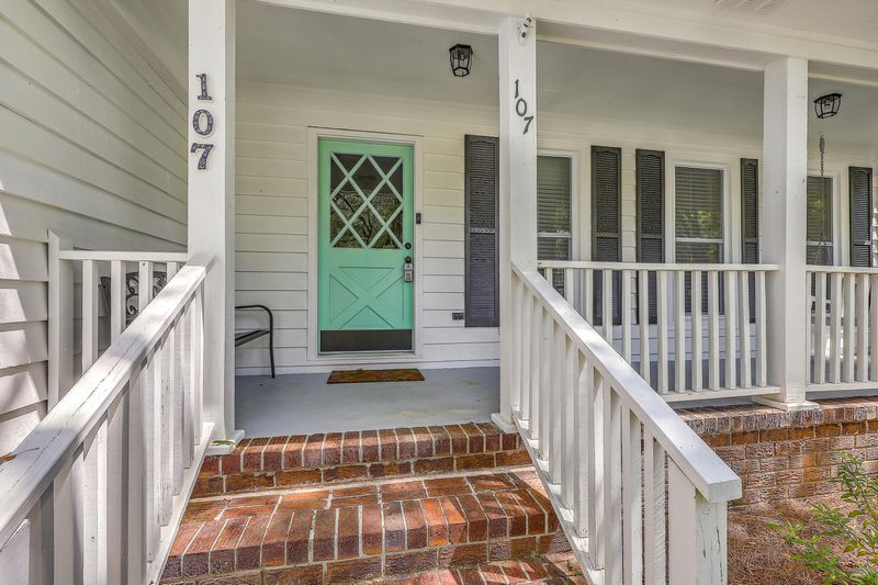107 Plantation Dr, Summerville, SC 29485