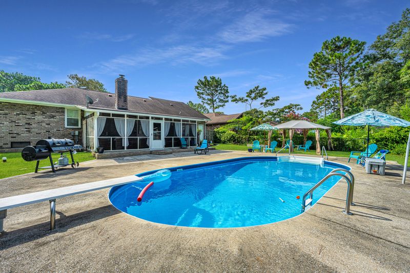107 Heritage Ln, Summerville, SC 29483