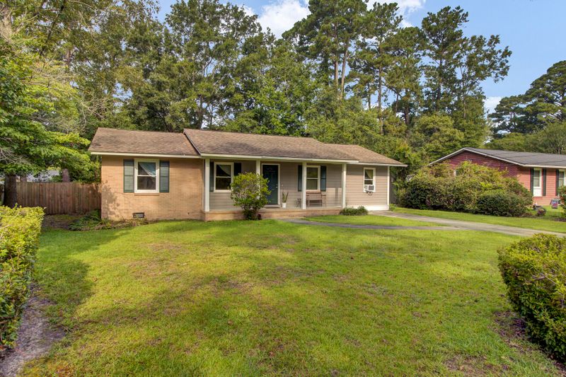 118 Oakdale Dr, Summerville, SC 29483