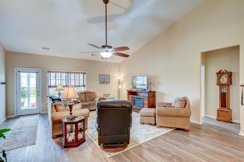 2245 Tall Fern Ct, North Charleston, SC 29406