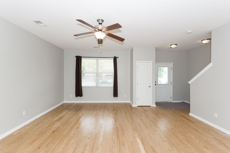 9053 Parlor Dr, Ladson, SC 29456