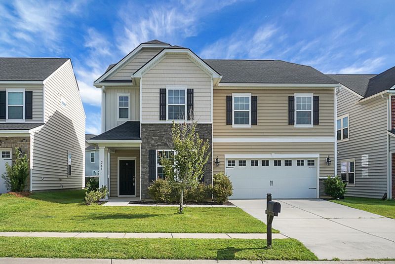 265 Swamp Creek Ln, Moncks Corner, SC 29461