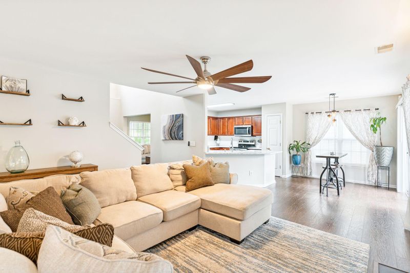 117 Moon Shadow Ln, Summerville, SC 29485