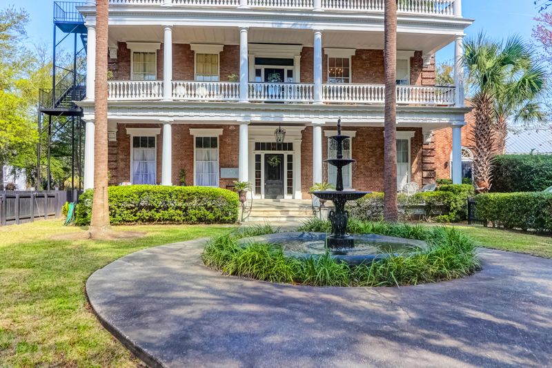 202 Ashley Ave #B, Charleston, SC 29403