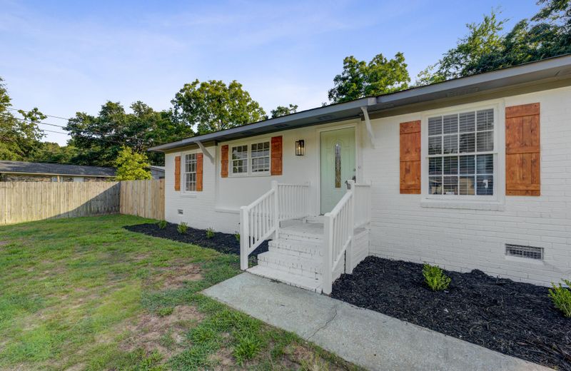 1489 Bresee St, Charleston, SC 29412