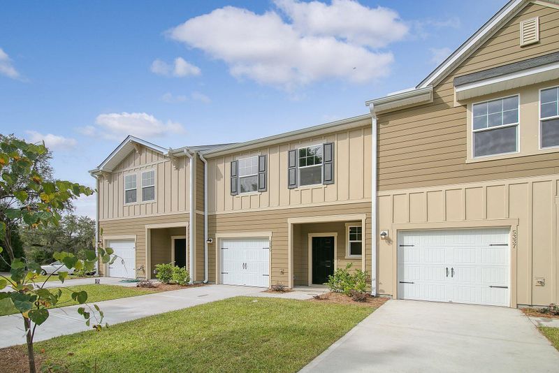5335 Cardinal Crest Bluff, North Charleston, SC 29418