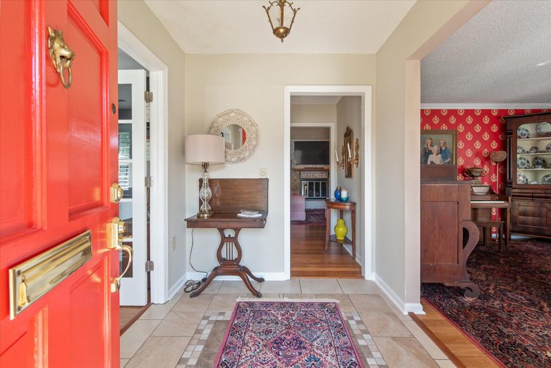 1 Francesca Ave, Hanahan, SC 29410