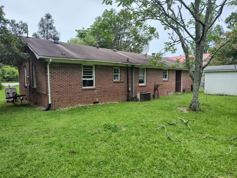 302 S Live Oak Dr, Moncks Corner, SC 29461