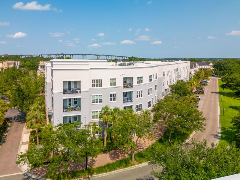 200 River Landing Dr #B204, Charleston, SC 29492