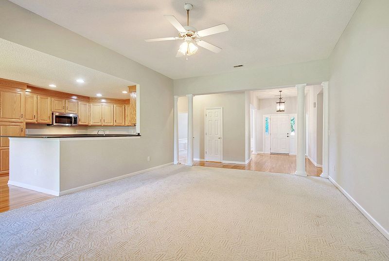119 Sandlings Ct, Goose Creek, SC 29445