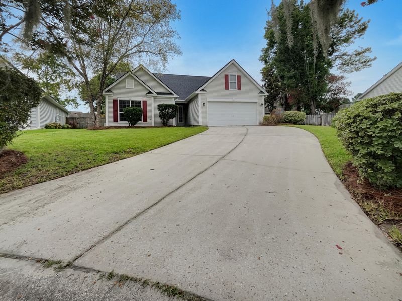 209 Toura Ct, Charleston, SC 29414