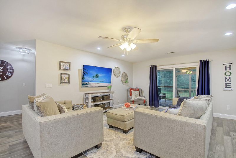 4545 River Rd, Johns Island, SC 29455